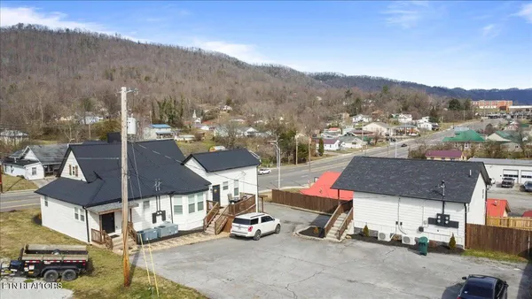 $625,000 | 508 East Central Avenue, La Follette, TN 37766
