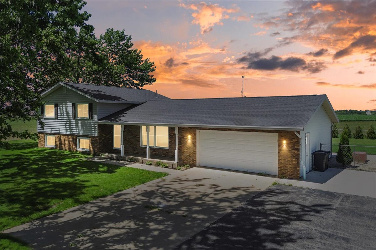 21184 Allentown Road Pekin, IL 61554 - Photo 60 of 60