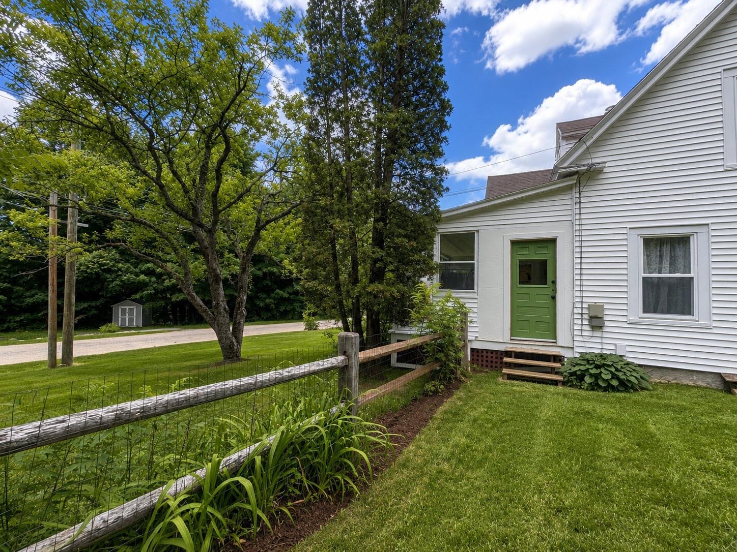 11 Robbins Road Fitzwilliam, NH 03447 - Photo 5 of 44