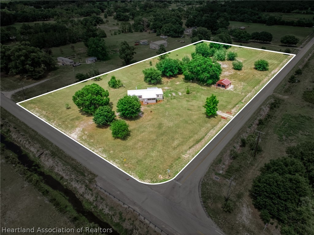 1628 Hicks Road Lorida, FL 33857 - Photo 4 of 42