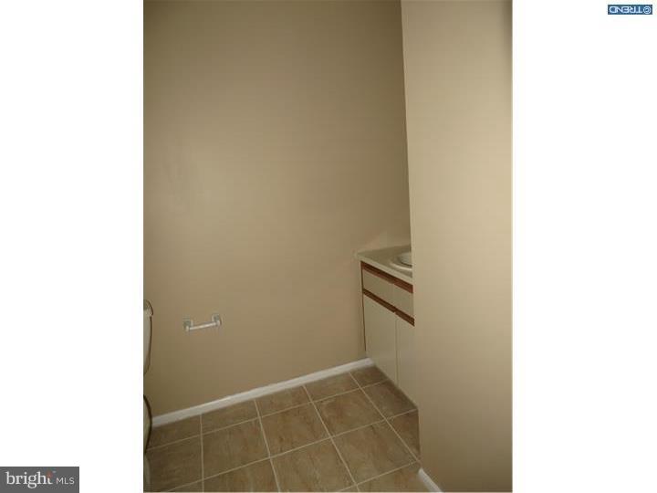 17 Jamie Court Clementon, NJ 08021 - Photo 12 of 19 Gallery Image 12