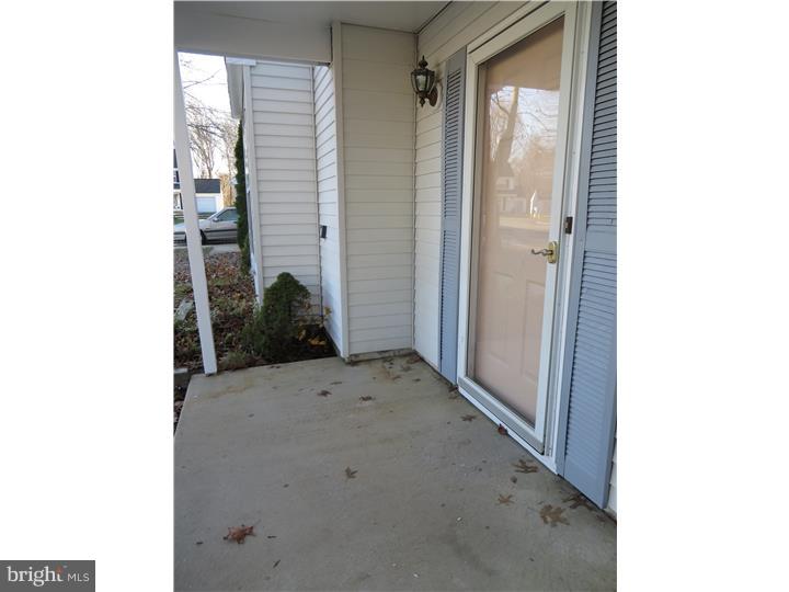 17 Jamie Court Clementon, NJ 08021 - Photo 3 of 19 Gallery Image 3