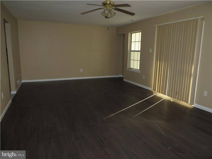 17 Jamie Court Clementon, NJ 08021 - Photo 6 of 19 Gallery Image 6