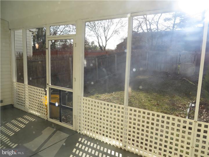 17 Jamie Court Clementon, NJ 08021 - Photo 7 of 19 Gallery Image 7