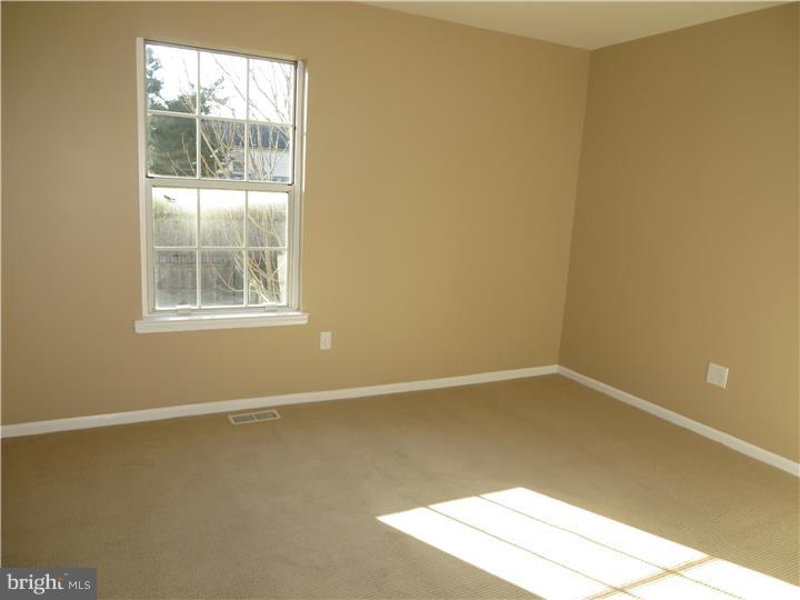 17 Jamie Court Clementon, NJ 08021 - Photo 10 of 19 Gallery Image 10