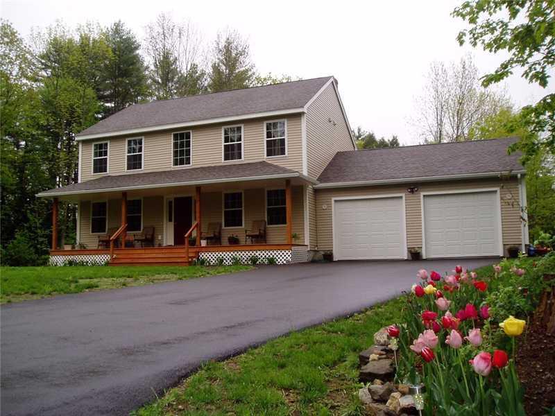 29 Walter Partridge Road Windham, ME 04062 - Photo 1 of 8 Exterior Front.