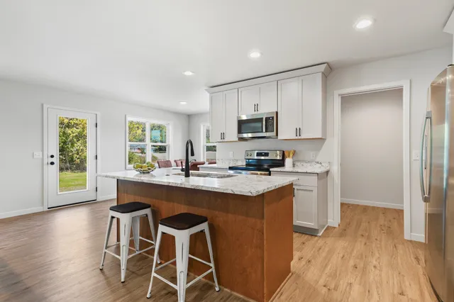 $479,900 | 352 Dahlia, Unit 36, Stoughton, WI 53589