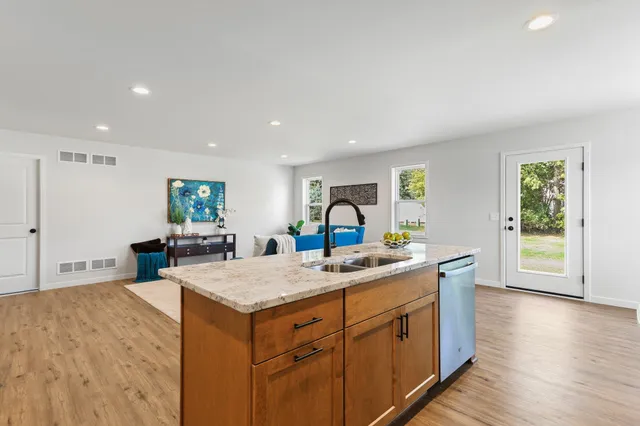 $479,900 | 352 Dahlia, Unit 36, Stoughton, WI 53589