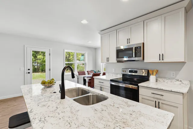 $479,900 | 352 Dahlia, Unit 36, Stoughton, WI 53589