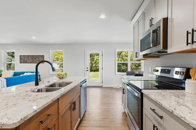 $479,900 | 352 Dahlia, Unit 36, Stoughton, WI 53589