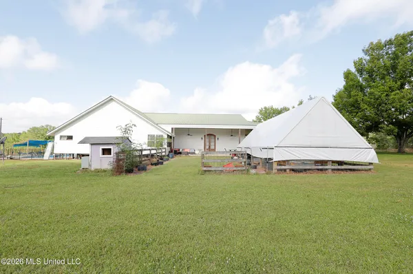$289,900 | 3052 C D Rayborn Road, Jayess, MS 39641