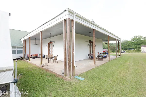 $289,900 | 3052 C D Rayborn Road, Jayess, MS 39641