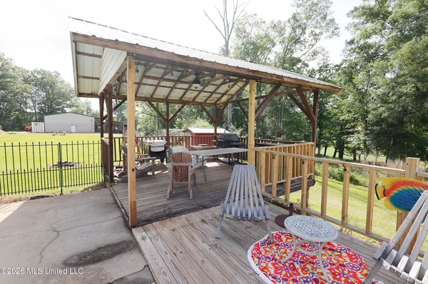 $289,900 | 3052 C D Rayborn Road, Jayess, MS 39641
