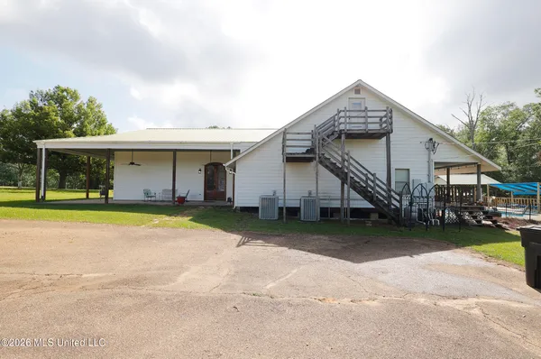 $289,900 | 3052 C D Rayborn Road, Jayess, MS 39641