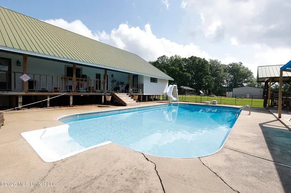 $289,900 | 3052 C D Rayborn Road, Jayess, MS 39641
