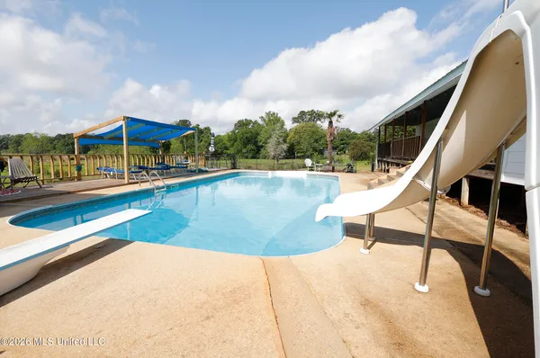 $289,900 | 3052 C D Rayborn Road, Jayess, MS 39641