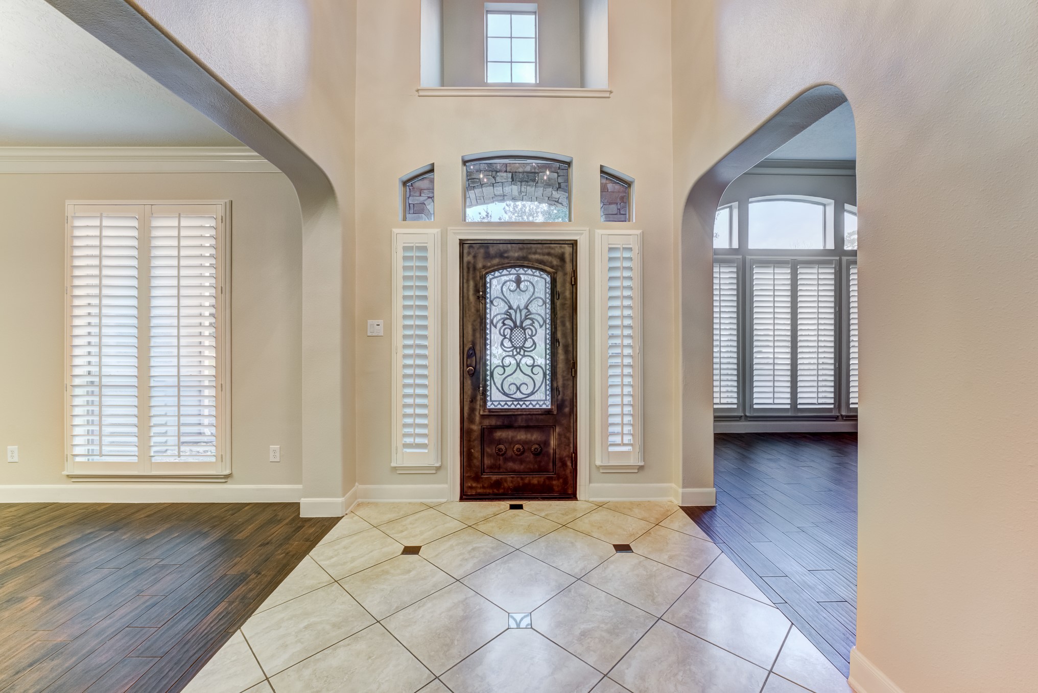 7938 Wooded Way Drive Spring, TX 77389 - Photo 3 of 49 Spacious 2 Story Grand foyer to welcome your guess