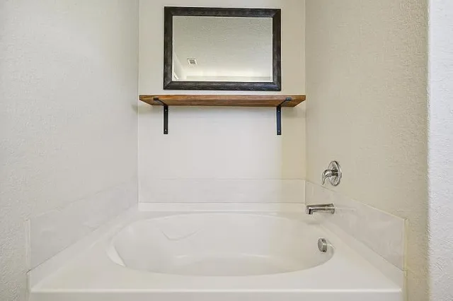 $369,990 | 27341 Paraiso Manor, Boerne, TX 78015