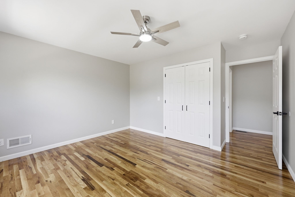 30 Goldenrod Street Springfield, MA 01109 - Photo 32 of 38