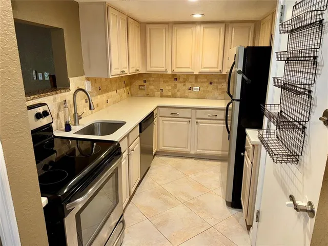 $1,925 | 200 Maitland Avenue, Unit 88, Altamonte Springs, FL 32701