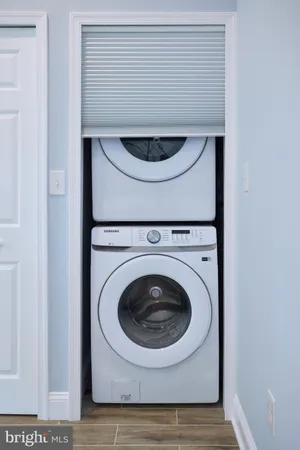 $2,200 | 2810 South Arlington Ridge Road, Unit B, Arlington, VA 22206