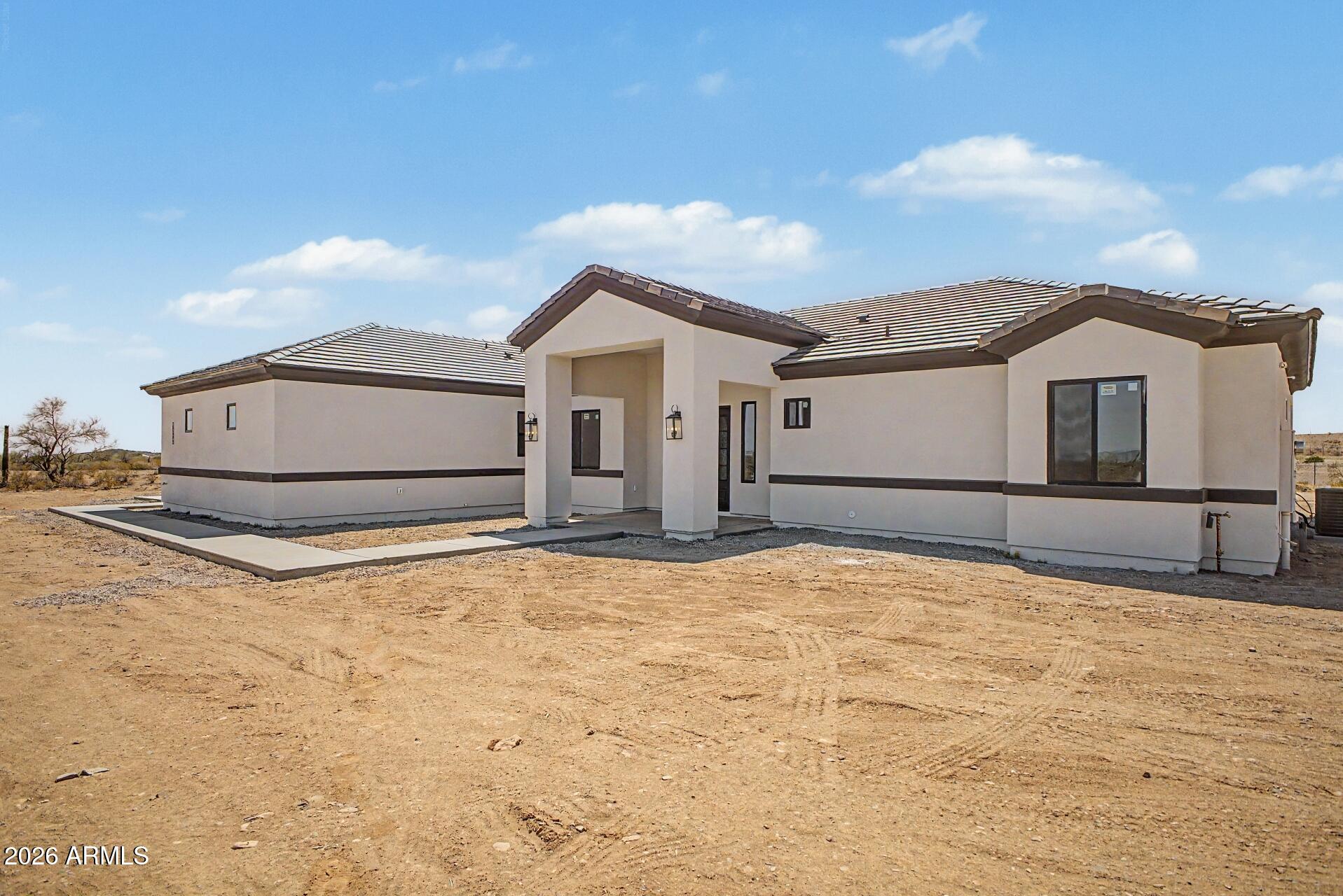 15728 West Montgomery Road Surprise, AZ 85387 - Photo 8 of 41 02 - Montgomery 15728