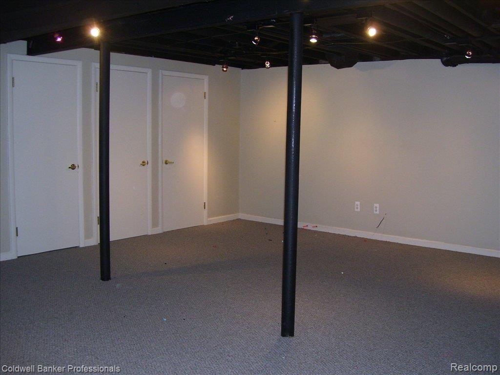 26330 Normandy Road Franklin, MI 48025 - Photo 17 of 20 FIN LL 2