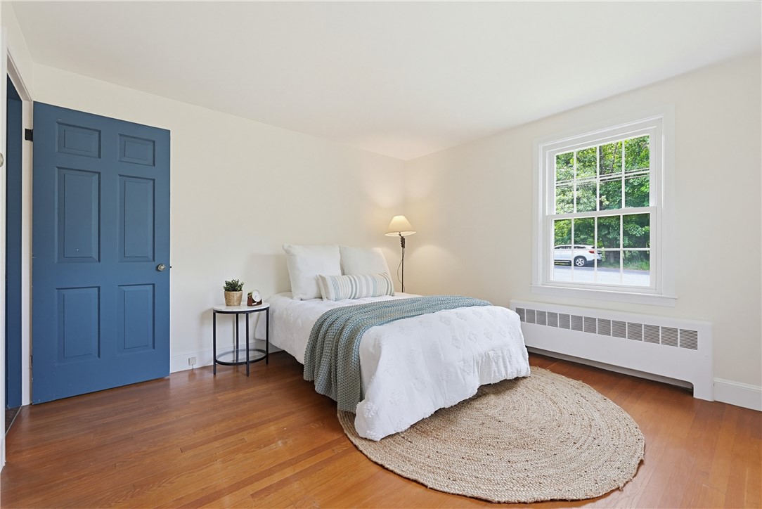 281 Scott Road Cumberland, RI 02864 - Photo 13 of 33
