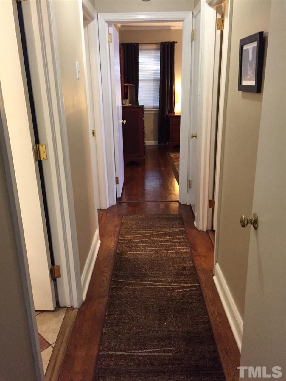 821 Woodburn Road Raleigh, NC 27605 - Photo 11 of 18