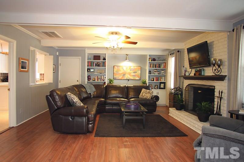 821 Woodburn Road Raleigh, NC 27605 - Photo 9 of 18