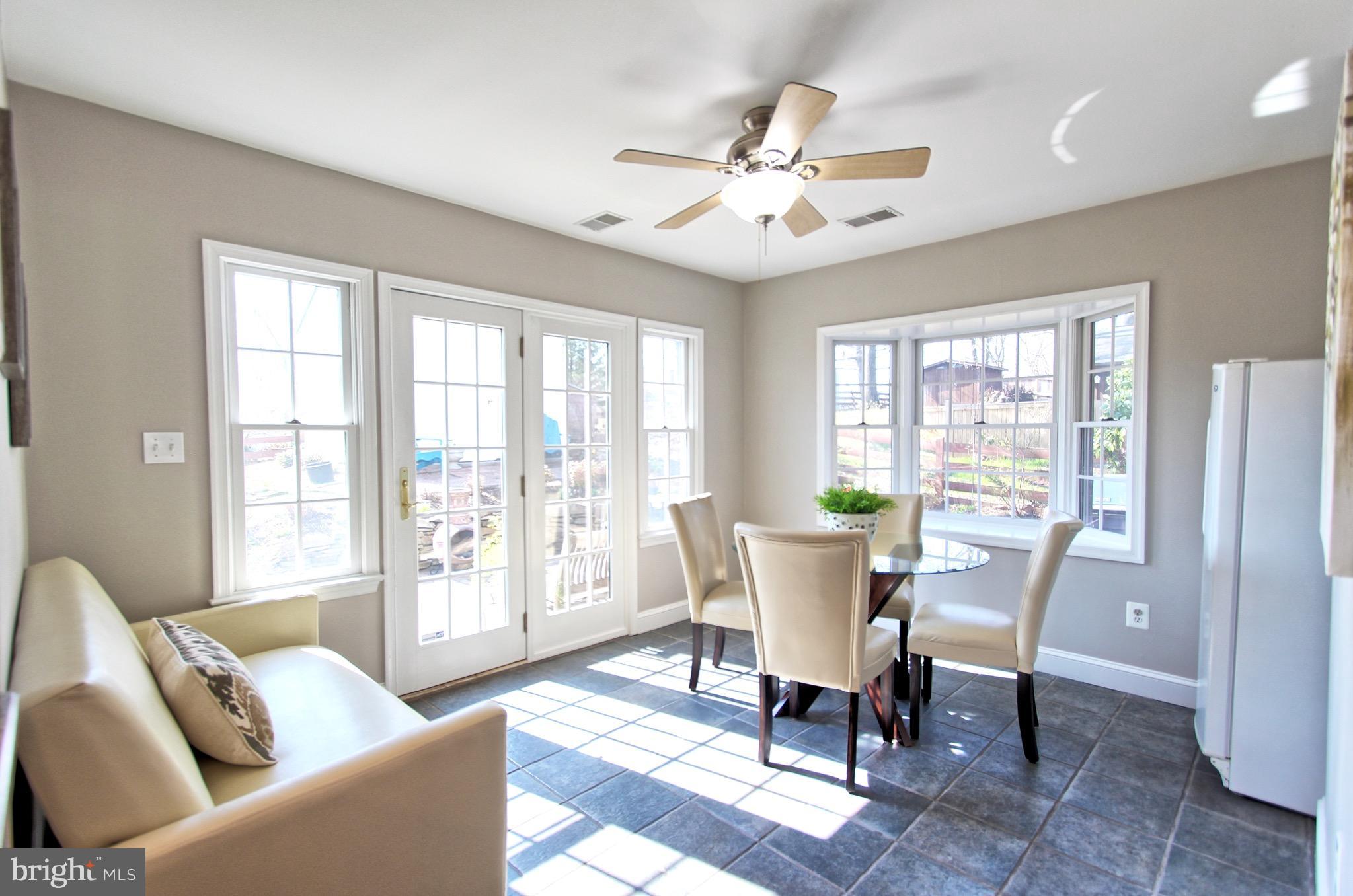 6801 Front Royal Road Springfield, VA 22151 - Photo 13 of 30 Breakfast room overlooks garden