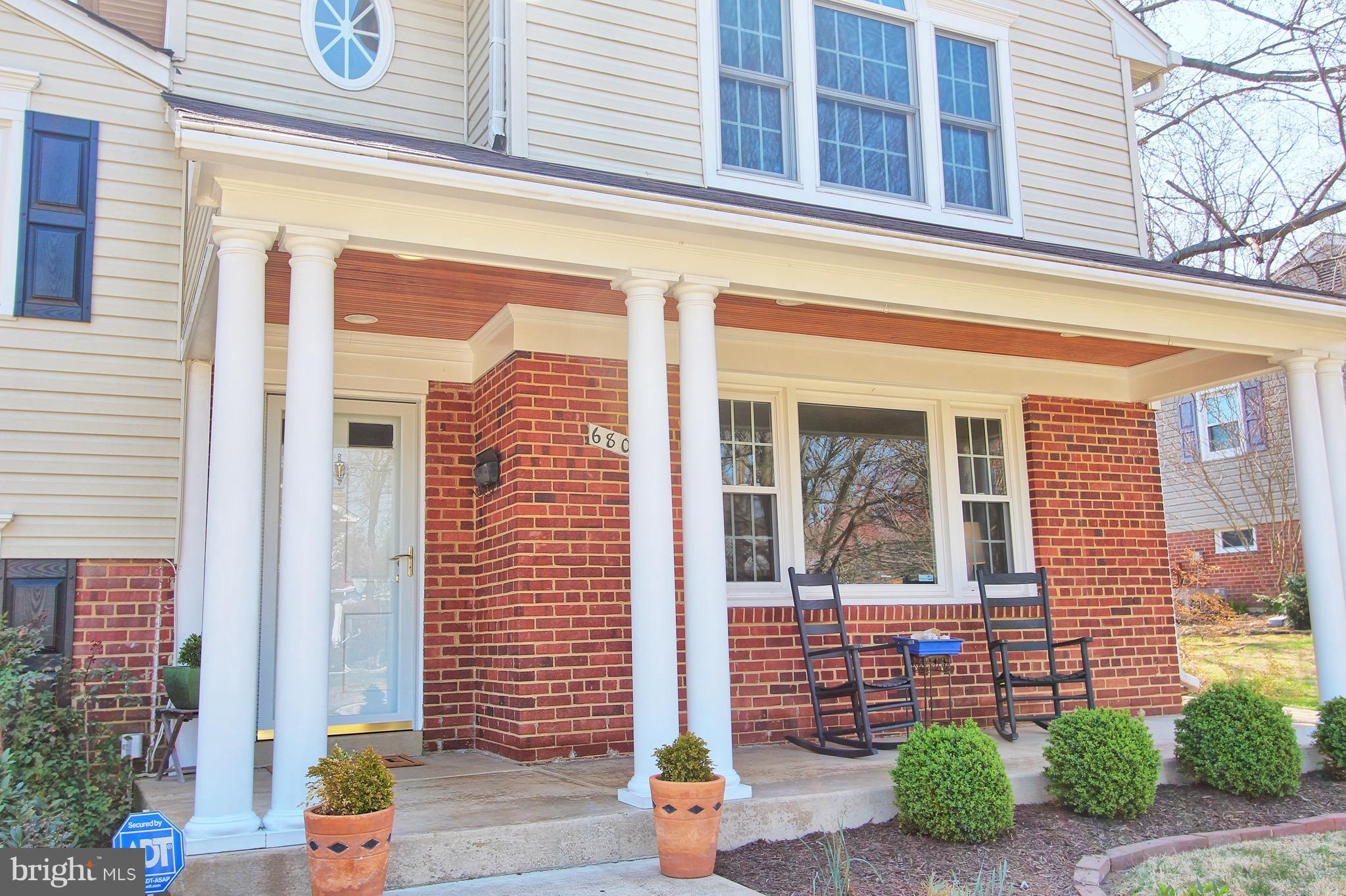 6801 Front Royal Road Springfield, VA 22151 - Photo 3 of 30 Charming front porch