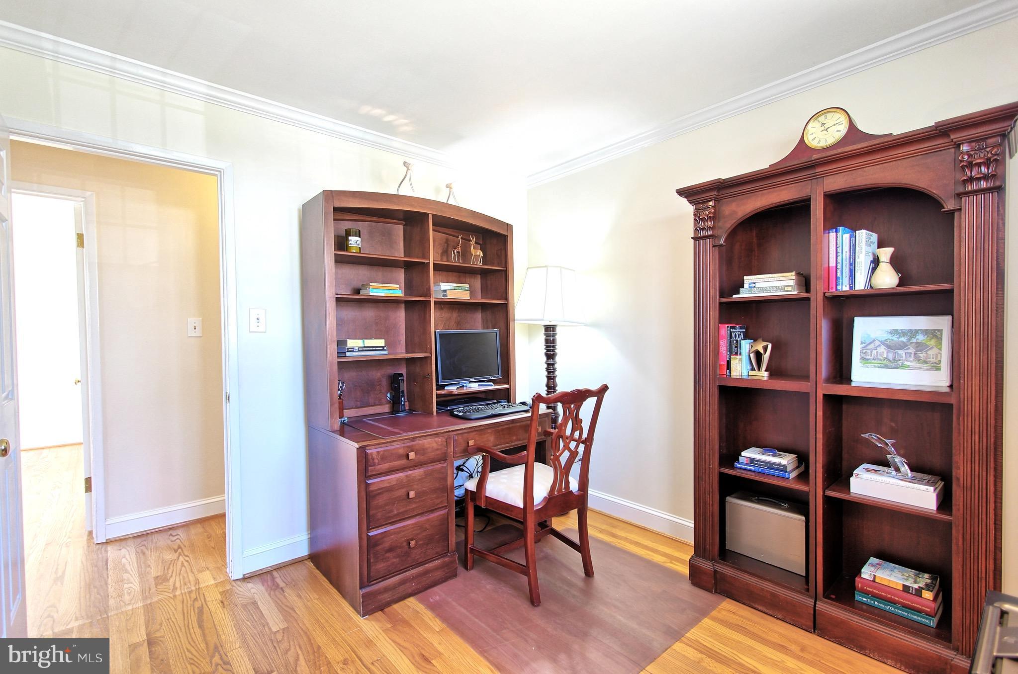 6801 Front Royal Road Springfield, VA 22151 - Photo 30 of 30 4th bedroom currently a home office