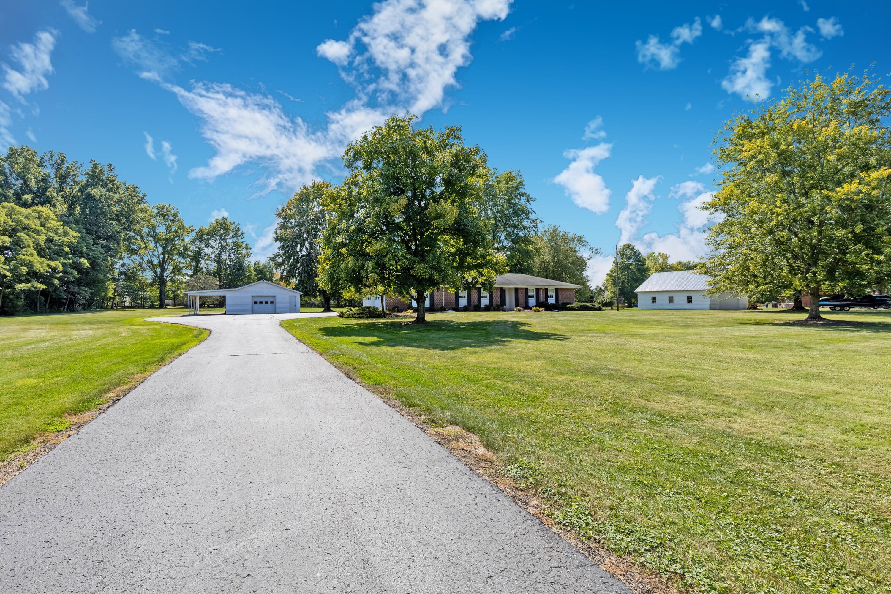 5764 Cheshire Road Galena, OH 43021 - Photo 50 of 59 50. Driveway