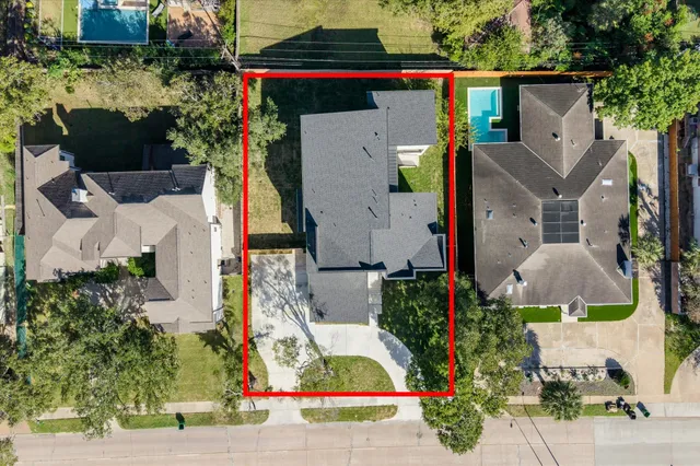 $2,000,000 | 5014 North Braeswood Boulevard, Houston, TX 77096