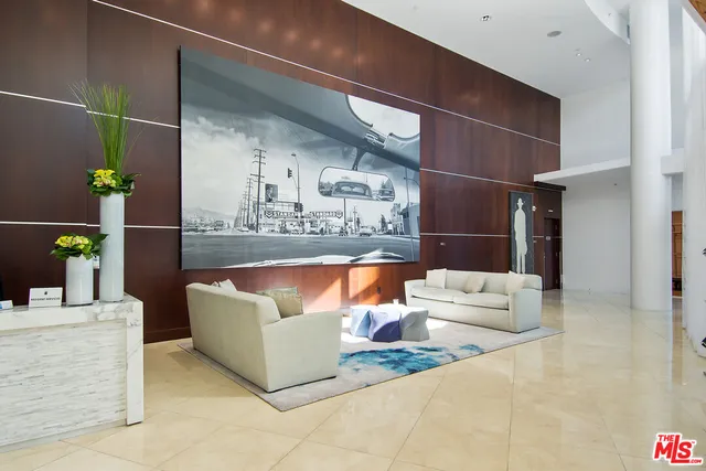 $4,700 | 13700 Marina Pointe Drive, Unit 1507, Marina del Rey, CA 90292