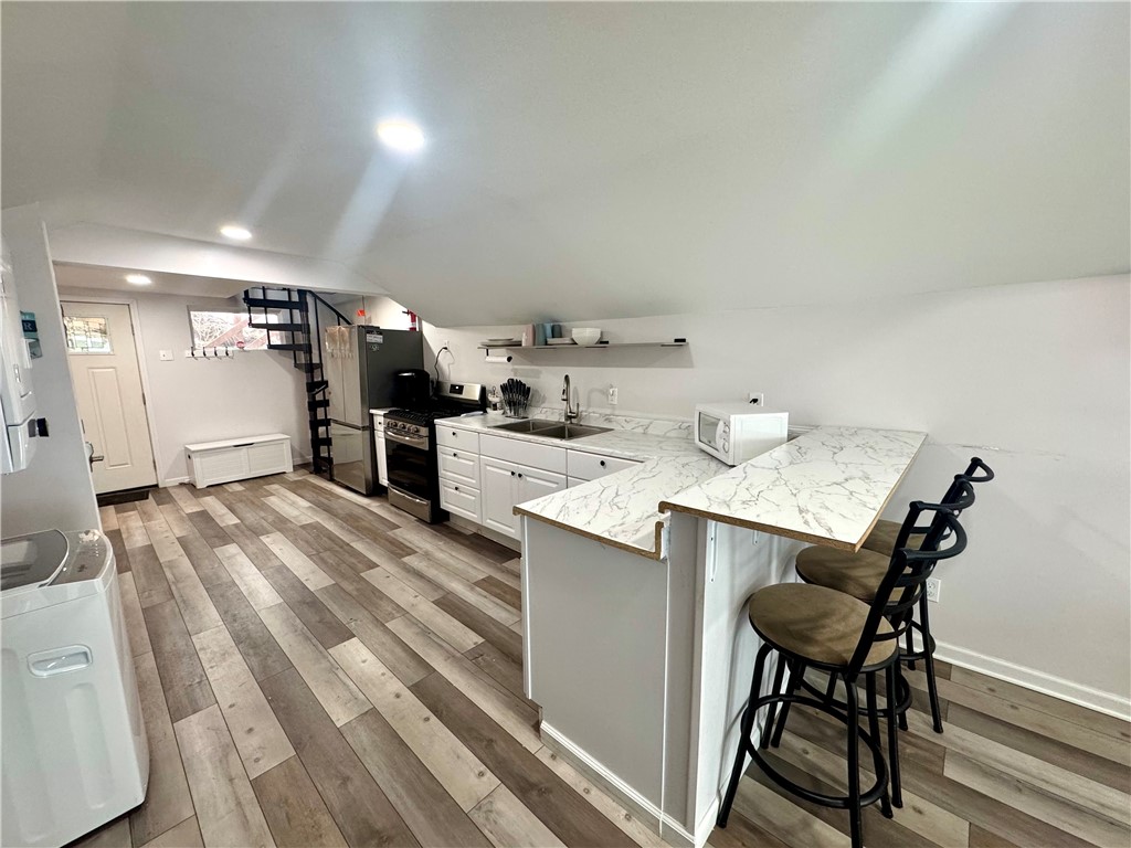 182 Lake Bluff Road Irondequoit, NY 14622 - Photo 11 of 20