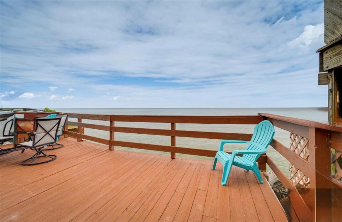 182 Lake Bluff Road Irondequoit, NY 14622 - Photo 17 of 20