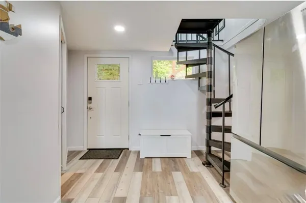 $2,200 | 182 Lake Bluff Road, Irondequoit, NY 14622