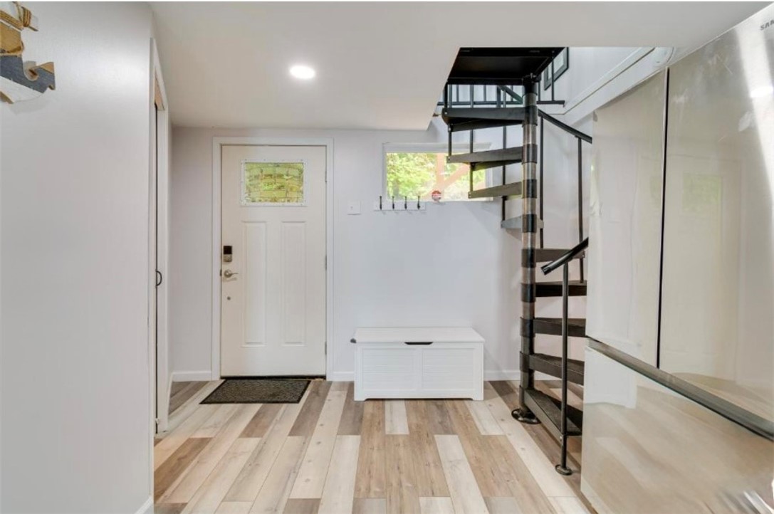 182 Lake Bluff Road Irondequoit, NY 14622 - Photo 2 of 20