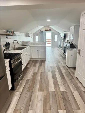 $2,200 | 182 Lake Bluff Road, Irondequoit, NY 14622