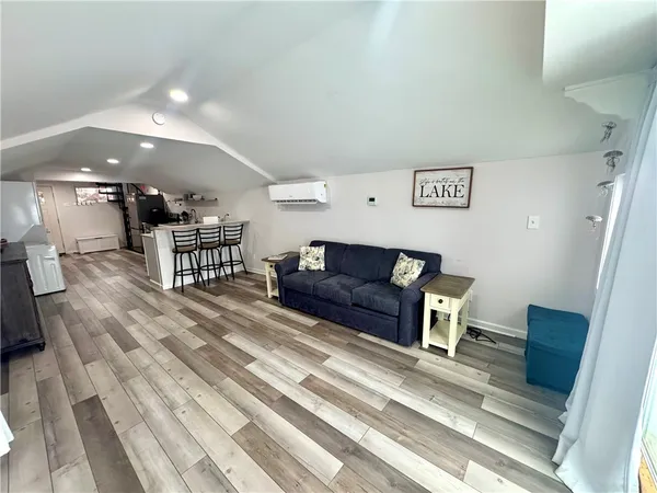 $2,200 | 182 Lake Bluff Road, Irondequoit, NY 14622