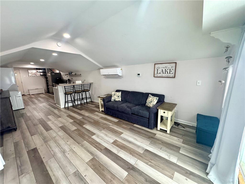 182 Lake Bluff Road Irondequoit, NY 14622 - Photo 9 of 20