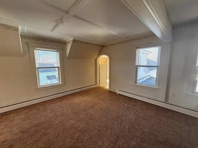 $1,800 | 82 Summer Street, Unit 2, Laconia, NH 03246