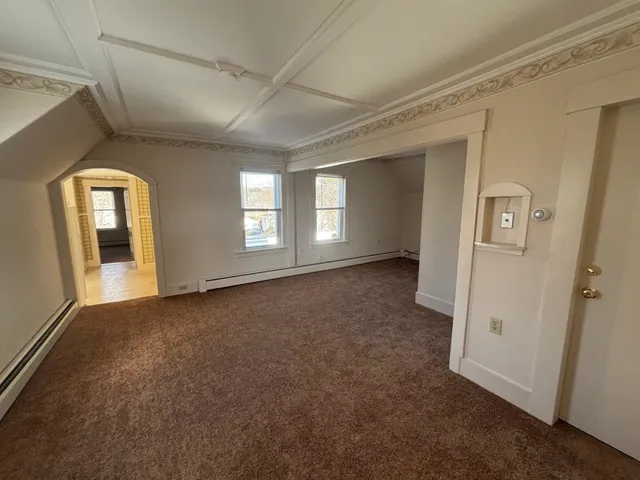 $1,800 | 82 Summer Street, Unit 2, Laconia, NH 03246