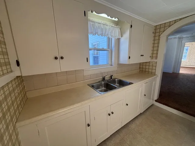 $1,800 | 82 Summer Street, Unit 2, Laconia, NH 03246