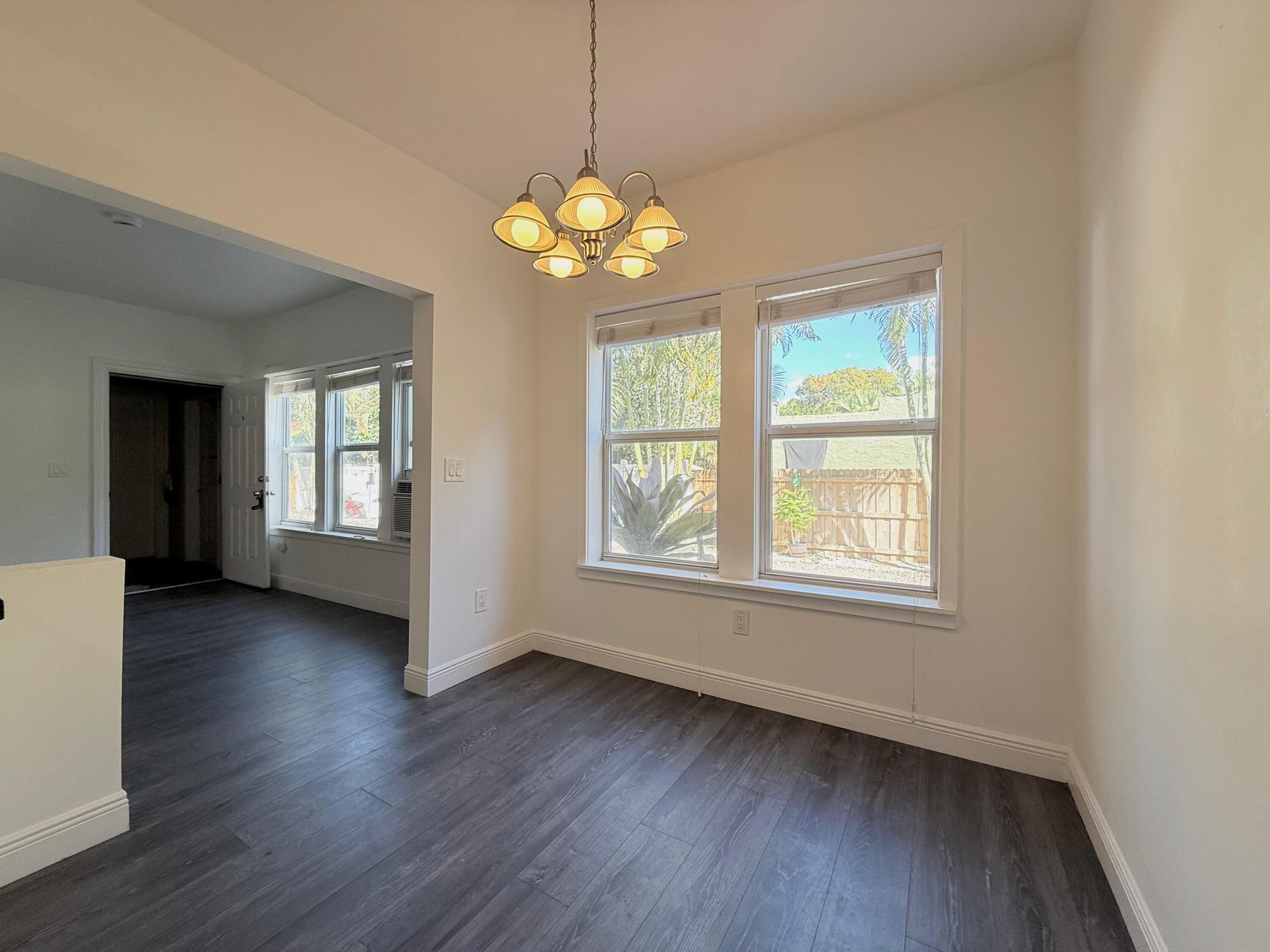 815 Upland Road, Unit 7 West Palm Beach, FL 33401 - Photo 13 of 13 WhatsApp Image 2026-02-10 at 16.09.48 (5