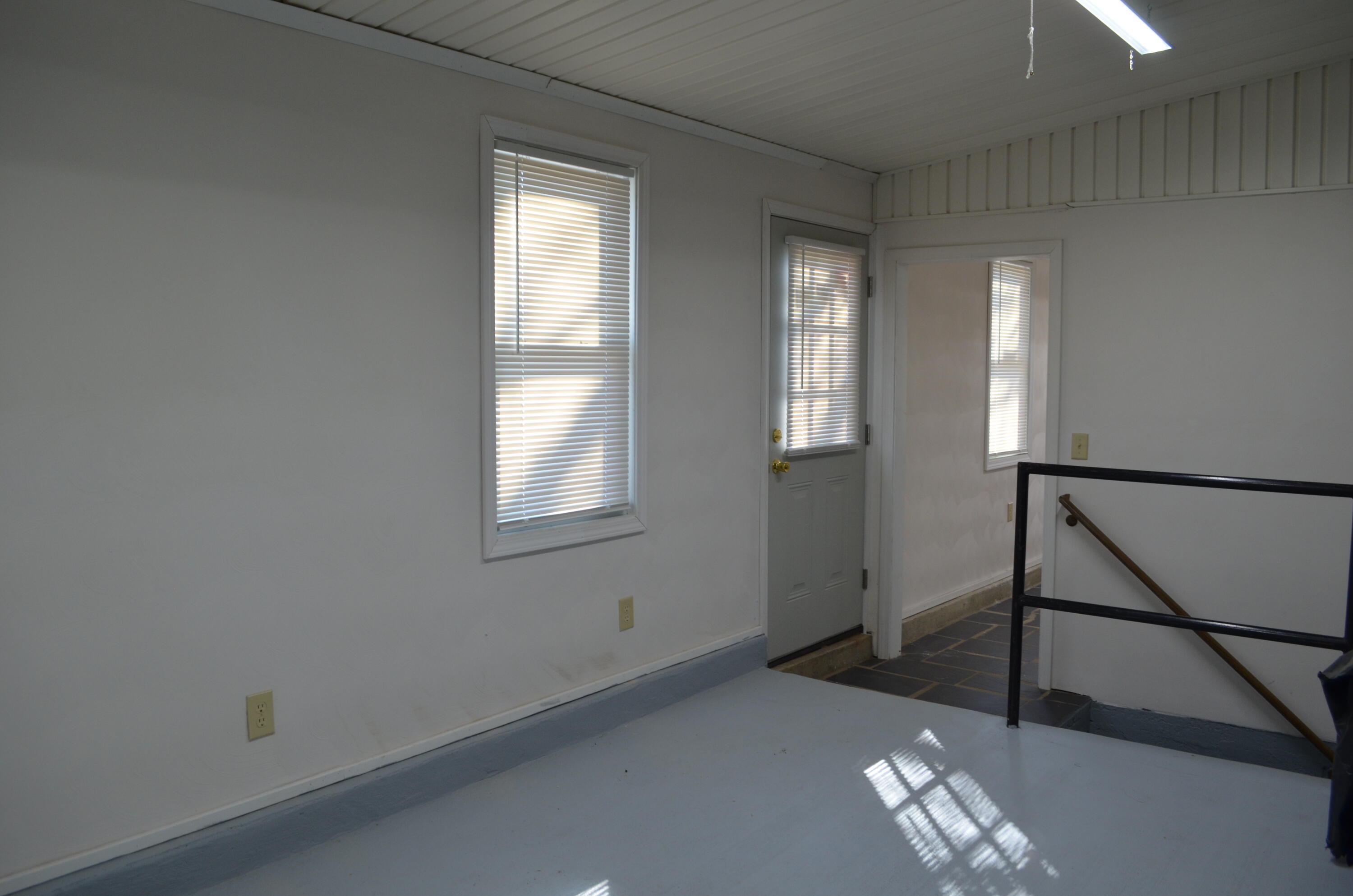 9319 Roanoke Road Elliston, VA 24087 - Photo 34 of 62 DSC_0187