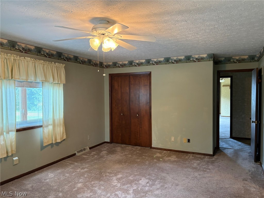 6308 Coen Road Vermilion, OH 44089 - Photo 17 of 40 very large master bedroom