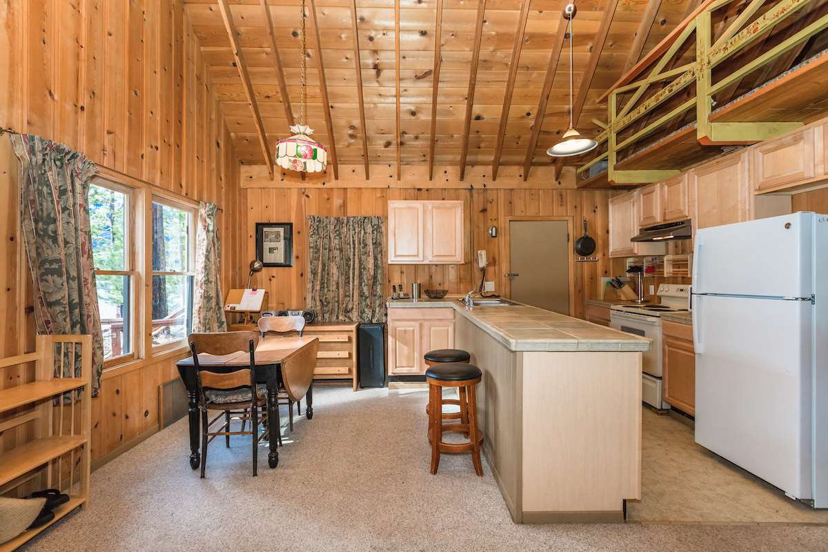 15274 Donner Pass Road Truckee, CA 96161 - Photo 6 of 14 Gallery Image 6
